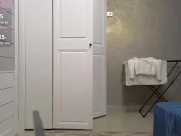 Freechat lyboff72 on Chaturbate