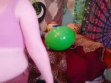 Freechat maddy_cat on Chaturbate