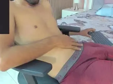 Freechat magnus_alejo on Chaturbate