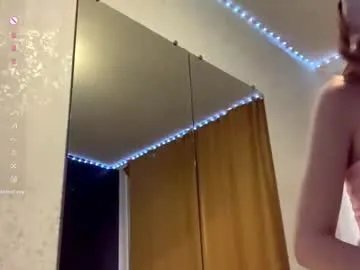 Freechat maidacompston on Chaturbate