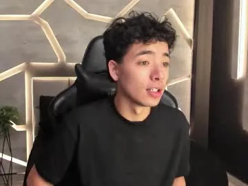 matt_wolf_ model from Chaturbate