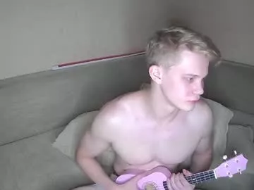 Freechat meow_mickey on Chaturbate