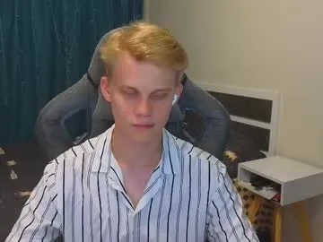 Freechat meow_mickey on Chaturbate