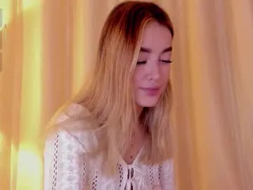 Freechat mia_white11 on Chaturbate