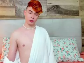 Freechat mike_blossom on Chaturbate