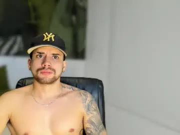 Freechat mike_montoya on Chaturbate