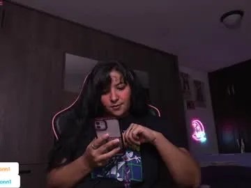 Freechat missmoonn on Chaturbate