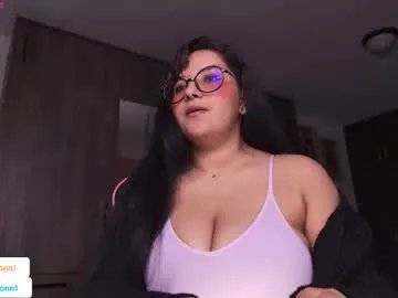 Freechat missmoonn on Chaturbate