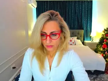 Freechat museofstage on Chaturbate