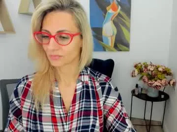 Freechat museofstage on Chaturbate