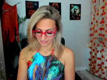 Freechat museofstage on Chaturbate