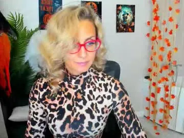 Freechat museofstage on Chaturbate