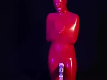 Freechat naughtyemi on Chaturbate