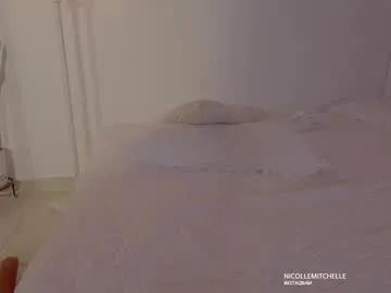 Freechat nicolle_mitchelle on Chaturbate