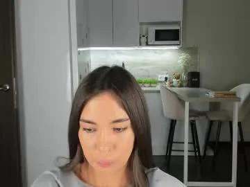 Freechat nilliluv on Chaturbate