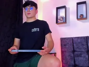 Freechat nolan_twink on Chaturbate