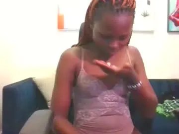 Freechat princess_bee1 on Chaturbate