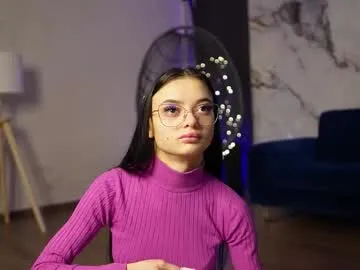 Freechat rachelravee on Chaturbate