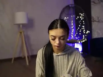 Freechat rachelravee on Chaturbate