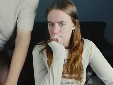 Freechat robert_lisa on Chaturbate