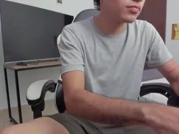 Freechat ronaldmq20 on Chaturbate