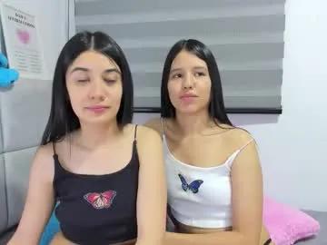 Freechat roseandmiah on Chaturbate