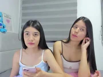 Freechat roseandmiah on Chaturbate