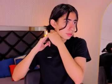 Freechat ryo_fem on Chaturbate