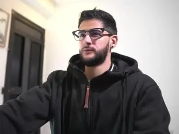 Freechat saimonhot1 on Chaturbate