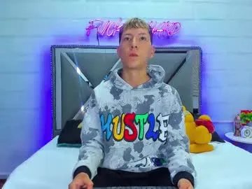 Freechat sammysex_ on Chaturbate