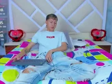 Freechat sammysex_ on Chaturbate