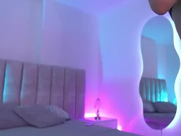 Freechat sara_lopee1 on Chaturbate