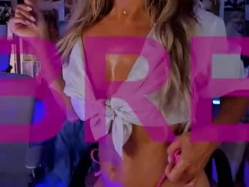 Freechat sarahholly on Chaturbate