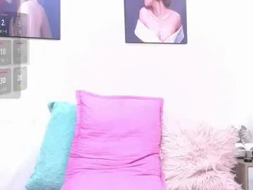 sexylatinssx — GOAL: nipples shields [149 tokens remaining] Welcome to my room! #squirt #anal #cum #mommy #lush