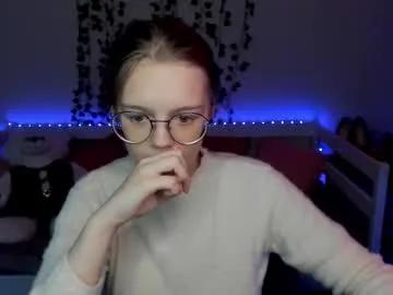Freechat shy_elina01 on Chaturbate