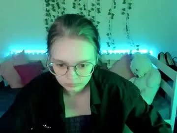 Freechat shy_elina01 on Chaturbate