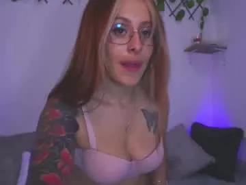 Freechat sophiiecums on Chaturbate
