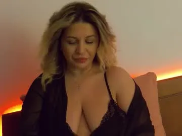 Freechat sublimecarla on Chaturbate