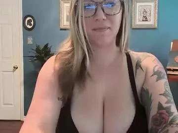 tattedlasirena — Take off my Bra @ home OFFICE! 7 minutes of heaven #new #bigtits #PAWG #MILF #squirt [717 tokens left]