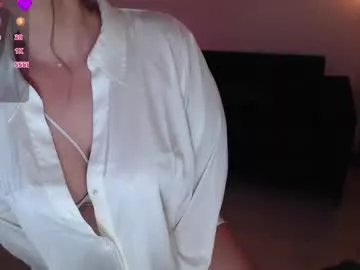 Freechat unfulfilledwife on Chaturbate