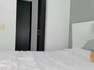 Freechat valenjonex on Chaturbate