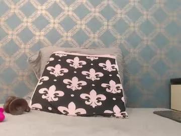 violeta_cute18 on Chaturbate