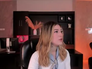 Freechat violetthansson on Chaturbate