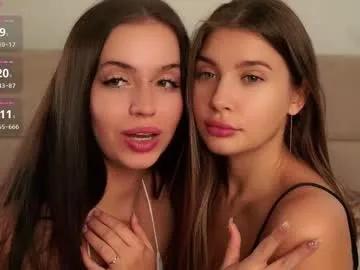 vivid_girls on Chaturbate 
