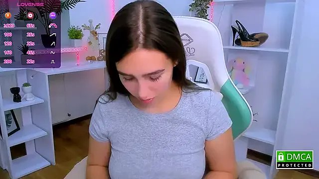 _Eliizabeth_ on StripChat