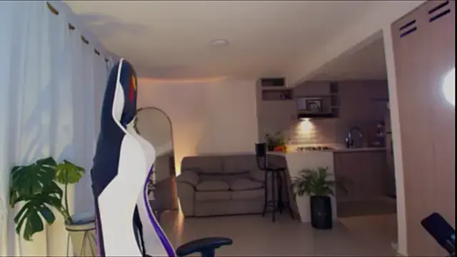 Freechat _MissViolet_ on StripChat