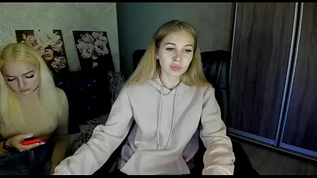 Freechat _NigoNika on StripChat