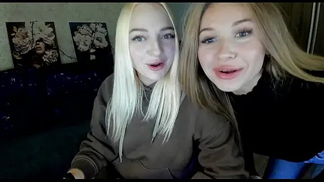 Freechat _NigoNika on StripChat