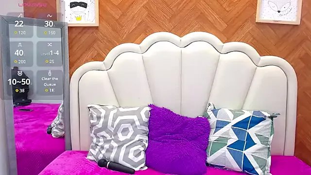 Freechat adarosex on StripChat