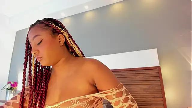 Freechat Adelehottman on StripChat